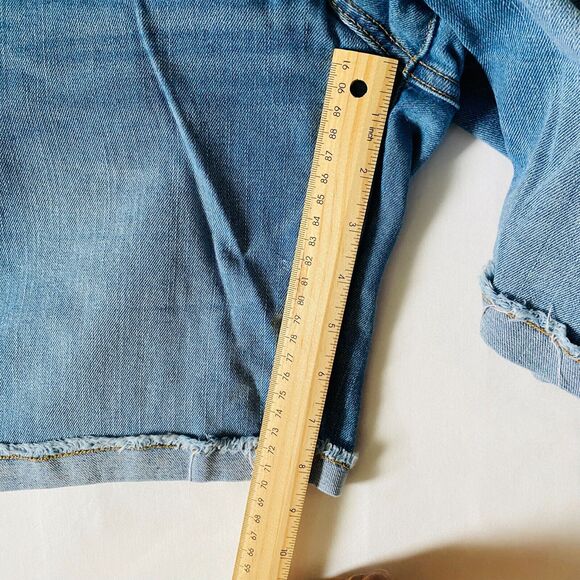 Arizona Jean Co Womens‎ Blue Denim Stretch Distressed Shorts Sz 11 - Picture 9 of 10